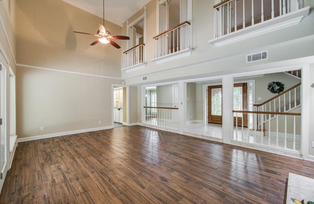 10523 Fawnview Drive, Houston, TX 77070