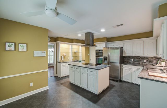 10523 Fawnview Drive, Houston, TX 77070