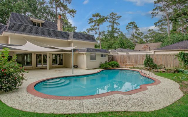 10523 Fawnview Drive, Houston, TX 77070