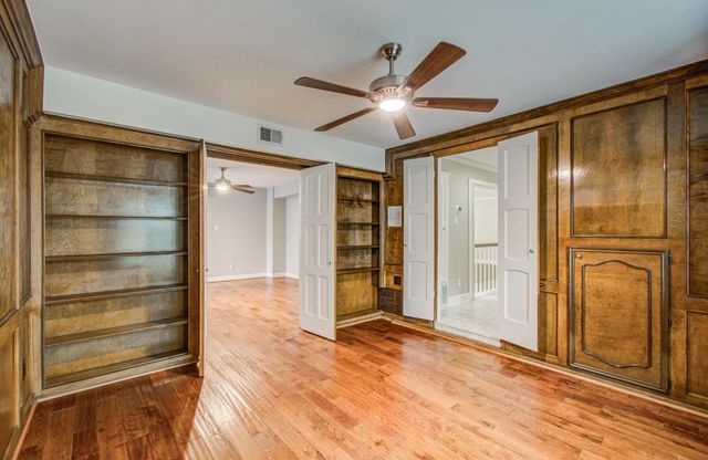 10523 Fawnview Drive, Houston, TX 77070