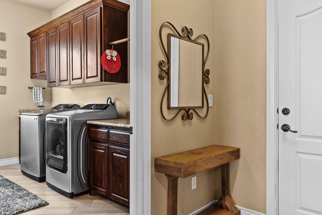 121 Eagle Rock DR, Salado, TX 76571