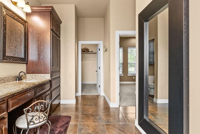 121 Eagle Rock DR, Salado, TX 76571