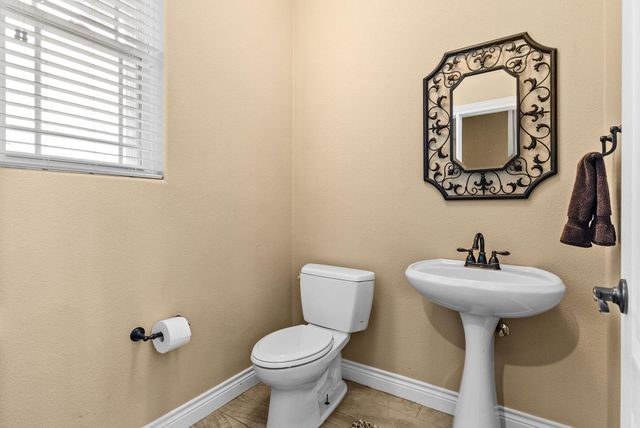 121 Eagle Rock DR, Salado, TX 76571