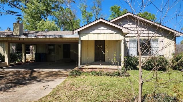 945 Myrtle Street, Dequincy, LA 70633