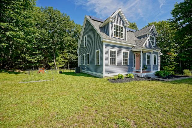 2 Wood Ridge Lane, Exeter, NH 03833