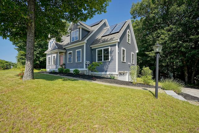 2 Wood Ridge Lane, Exeter, NH 03833