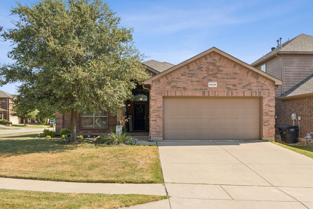 10336 Point Lobos Trail, Fort Worth, TX 76177 — exterior