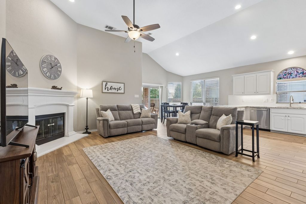 10336 Point Lobos Trail, Fort Worth, TX 76177 — photo 3