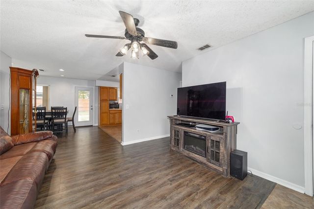 440 NE 2ND AVENUE, Williston, FL 32696