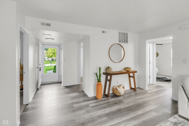 371 Watercrest Way, Avon, IN 46123