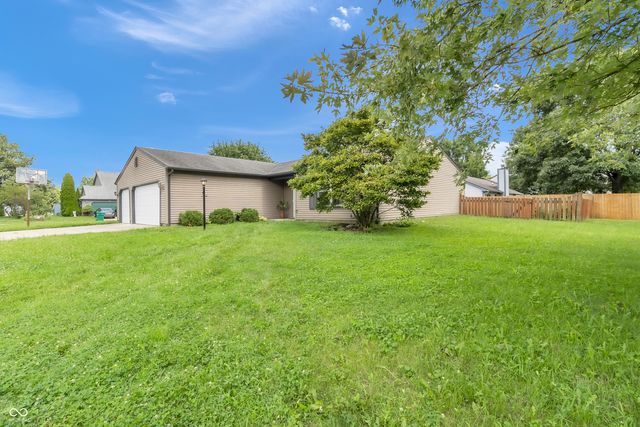 371 Watercrest Way, Avon, IN 46123