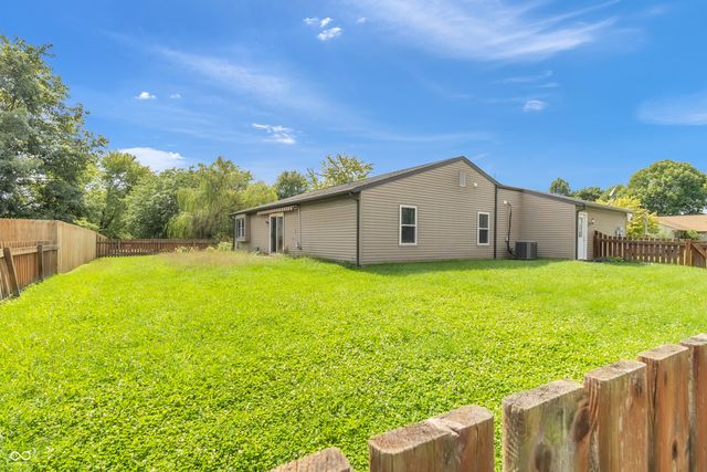 371 Watercrest Way, Avon, IN 46123