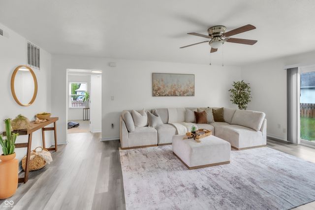 371 Watercrest Way, Avon, IN 46123