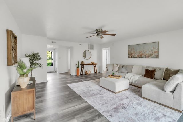371 Watercrest Way, Avon, IN 46123