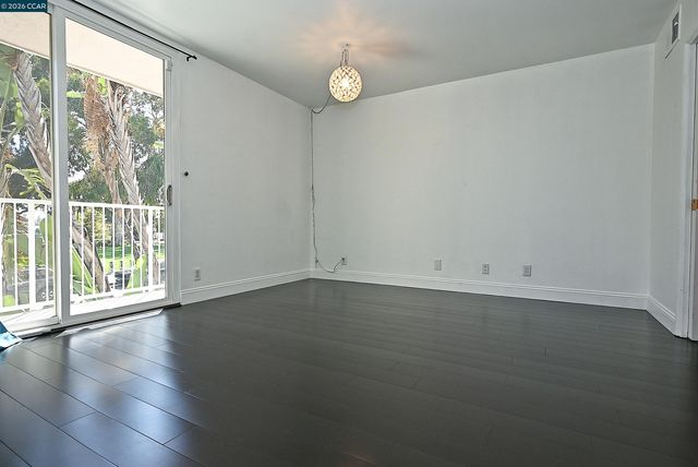 1425 Lakeside Drive 101, Oakland, CA 94612