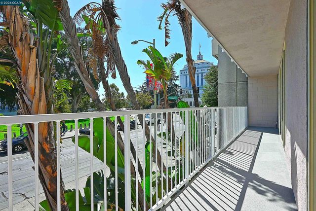 1425 Lakeside Drive 101, Oakland, CA 94612