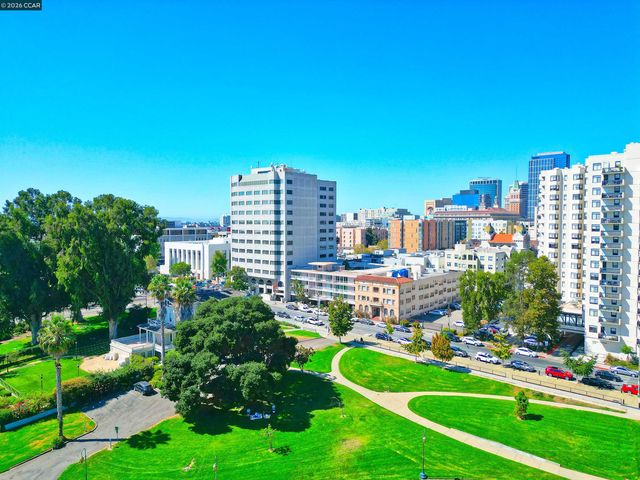 1425 Lakeside Drive 101, Oakland, CA 94612