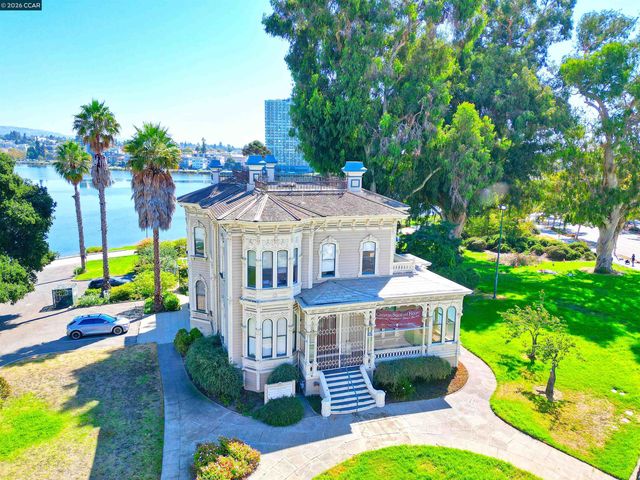 1425 Lakeside Drive 101, Oakland, CA 94612