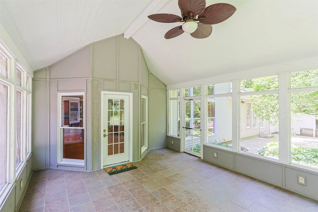 20373 Kern Road, South Bend, IN 46614
