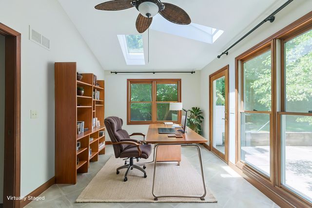 20373 Kern Road, South Bend, IN 46614