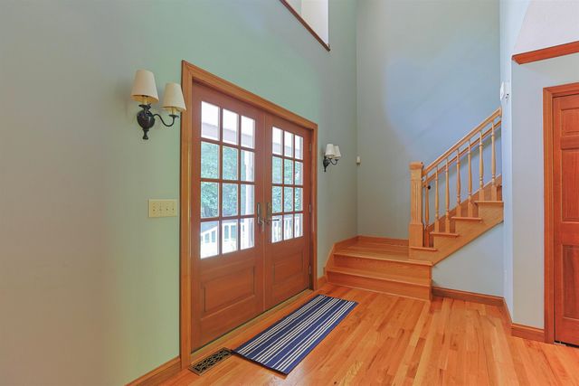 20373 Kern Road, South Bend, IN 46614