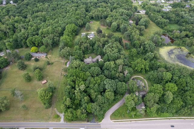 20373 Kern Road, South Bend, IN 46614
