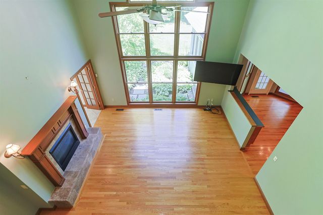 20373 Kern Road, South Bend, IN 46614