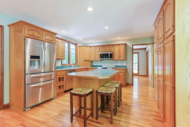 20373 Kern Road, South Bend, IN 46614