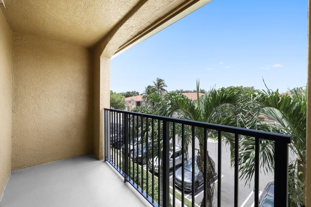 15165 Michelangelo Boulevard 108, Delray Beach, FL 33446