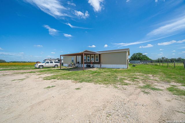 25216 CAMPBELLTON RD, San Antonio, TX 78264
