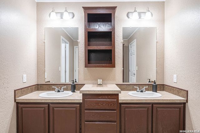 25216 CAMPBELLTON RD, San Antonio, TX 78264