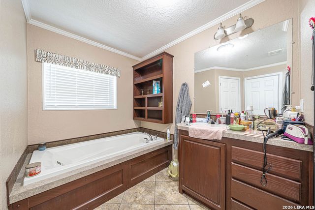 25216 CAMPBELLTON RD, San Antonio, TX 78264