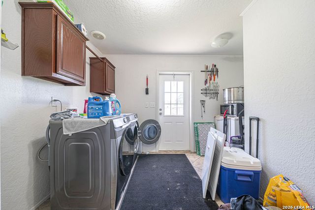 25216 CAMPBELLTON RD, San Antonio, TX 78264