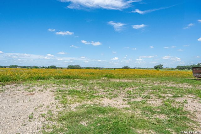 25216 CAMPBELLTON RD, San Antonio, TX 78264