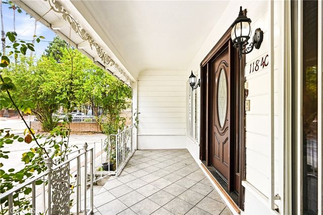 11840 Gilmore, Los Angeles, CA 91606
