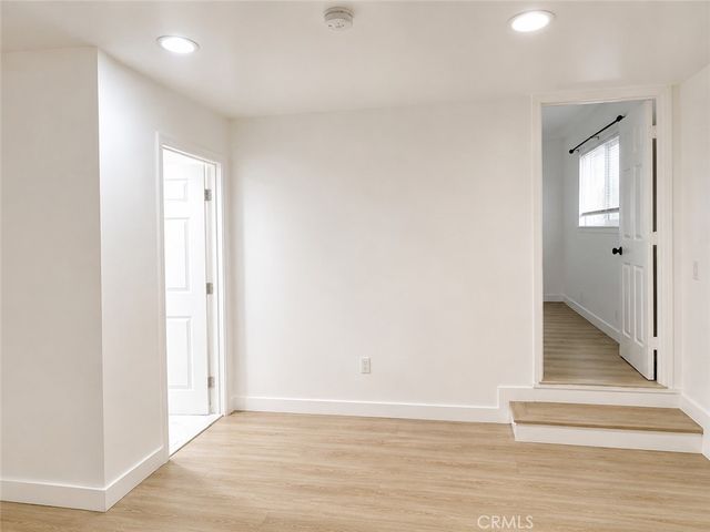 11840 Gilmore, Los Angeles, CA 91606