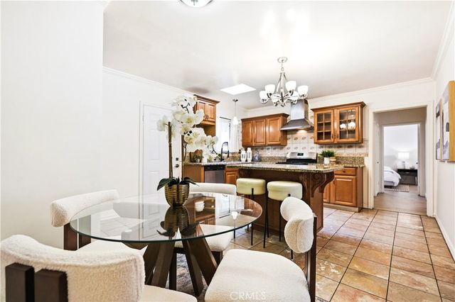 11840 Gilmore, Los Angeles, CA 91606