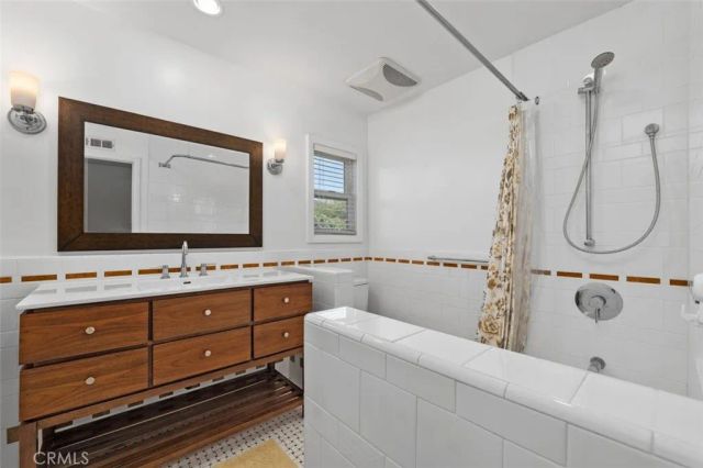 5551 Rainbow Crest, Agoura Hills, CA 91301