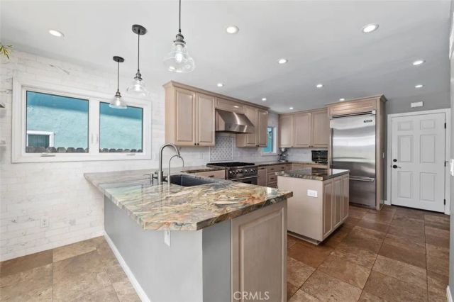 5551 Rainbow Crest, Agoura Hills, CA 91301