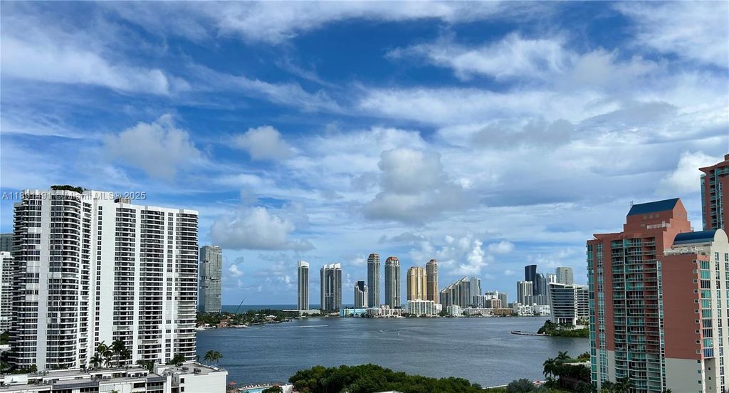 3300 NE 192nd St 1517, Aventura, FL 33180