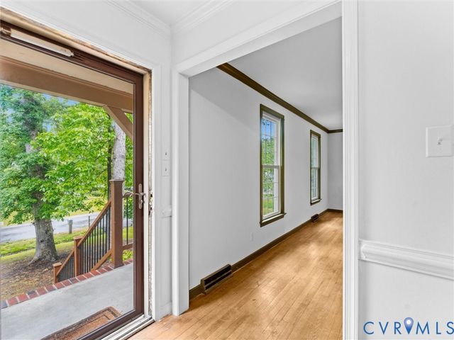 9200 Redbridge Rd, Chesterfield, VA 23236
