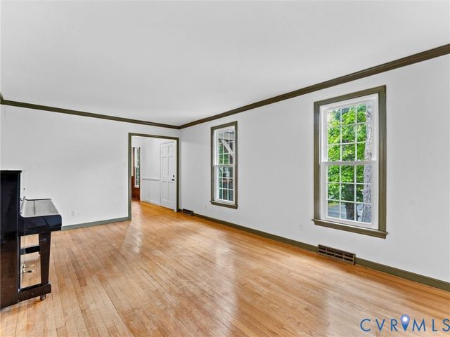9200 Redbridge Rd, Chesterfield, VA 23236