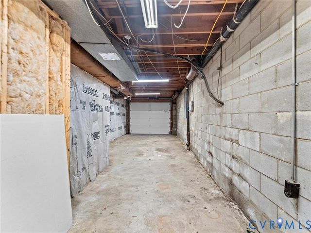 9200 Redbridge Rd, Chesterfield, VA 23236