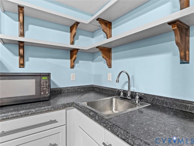 9200 Redbridge Rd, Chesterfield, VA 23236