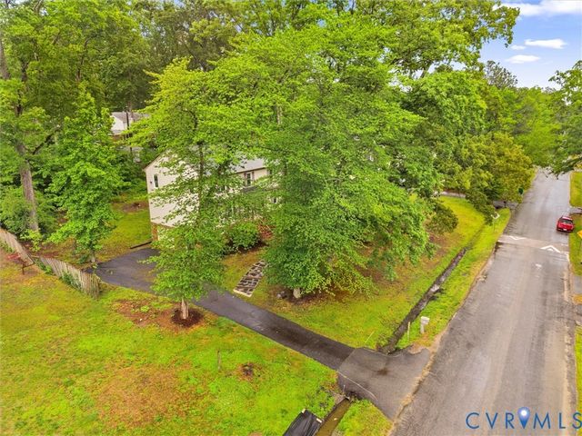 9200 Redbridge Rd, Chesterfield, VA 23236
