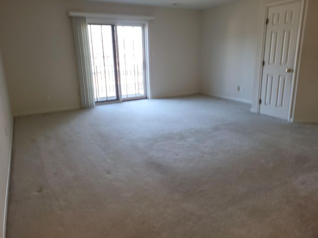 2720 Georgetowne Drive B2, Highland, IN 46322