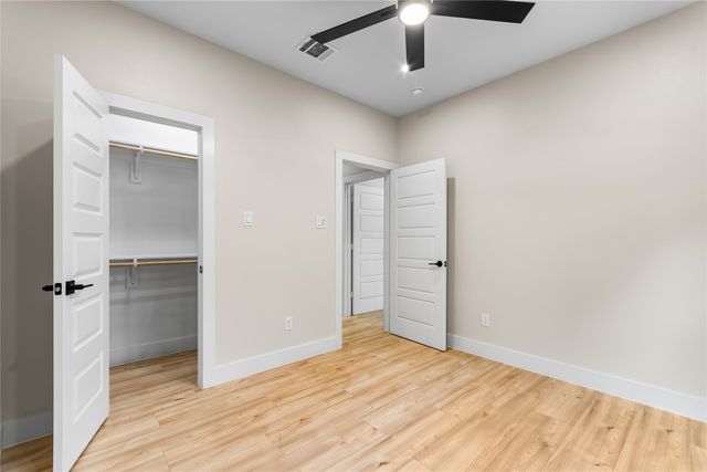 3811 Harlingen Street, Dallas, TX 75212