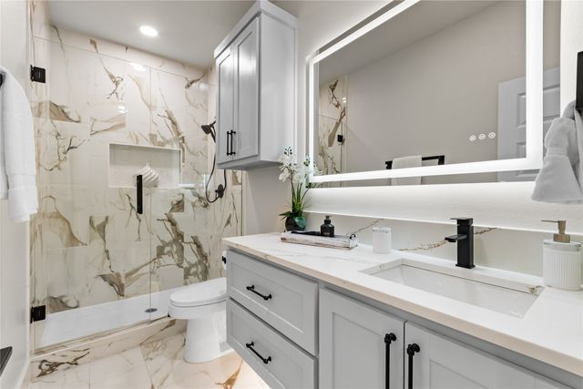 3811 Harlingen Street, Dallas, TX 75212