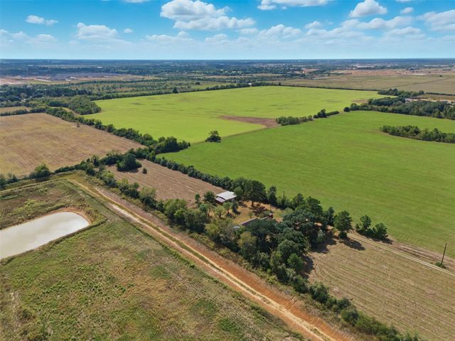 29211 Castle Road, Waller, TX 77484