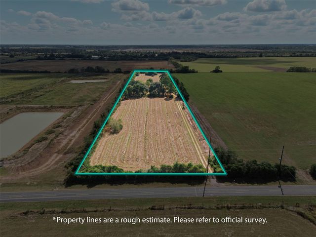 29211 Castle Road, Waller, TX 77484